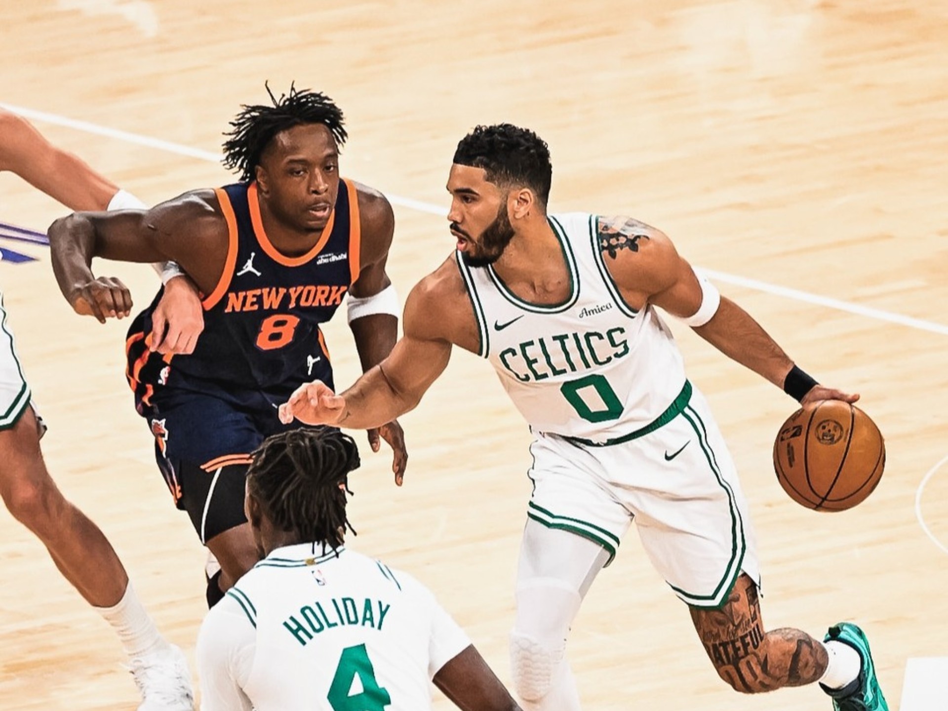 塔图姆连续十五场比赛得分超过爆冷，美国队挑战极限！